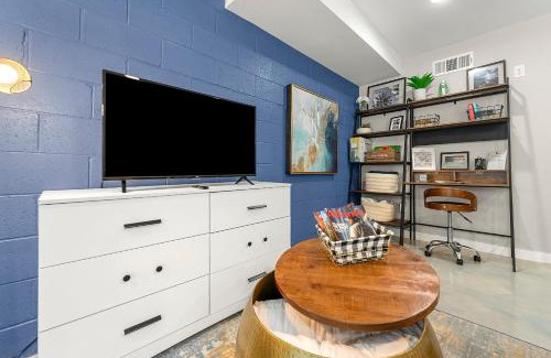 Sylvan Hills Apartamento | Downtown & Airport 10 Min The Chic Rhitreat 2!