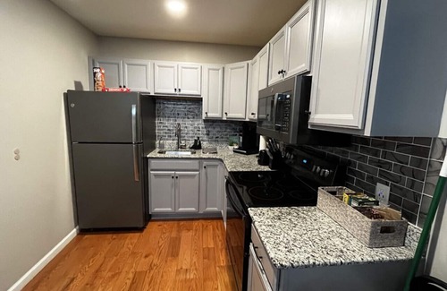 Downtown Albany Apartamento | Downtown Albany 2 Bedroom + Workstation @ The Mark