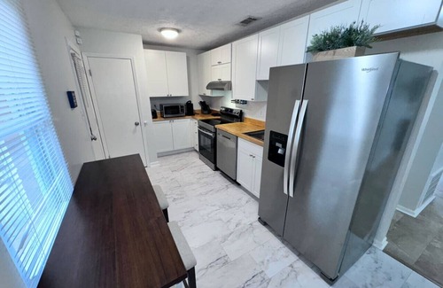 Pooler Apartamento | Downtown and Near, I-95. Pets are allowed