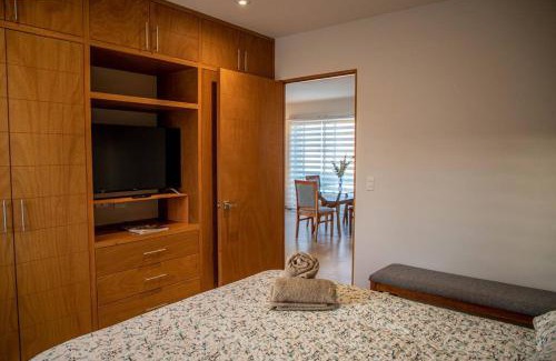 El Medano Ejidal Apartamento | Downtown Beach Condo w/Pool