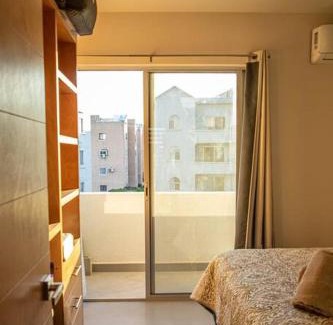 El Medano Ejidal Apartamento | Downtown Beach Condo w/Pool