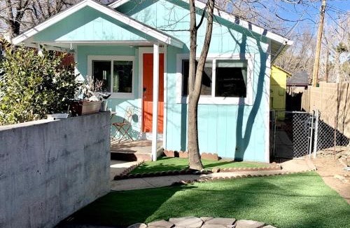 Prescott Casa | Downtown Birdie Walk to Whiskey Row