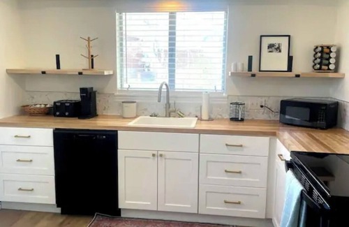 Blanding Casa | Downtown Blanding Bungalow