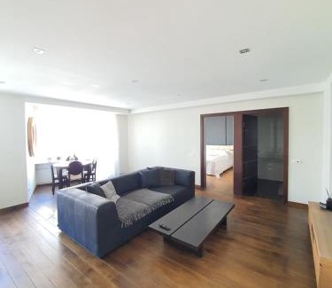 Siauliai City Center Apartamento | Downtown Boulevard View Residence