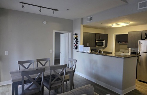 Evans Churchill Apartamento | Downtown Cactus Diamond