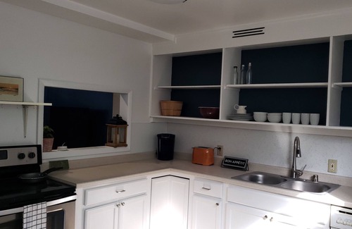 South Addition Apartamento | Downtown Charming Walkabout 2brm apt--PETS Welcome-sleeps 8