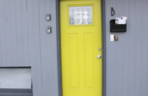South Addition Apartamento | Downtown Charming Walkabout 2brm apt--PETS Welcome-sleeps 8
