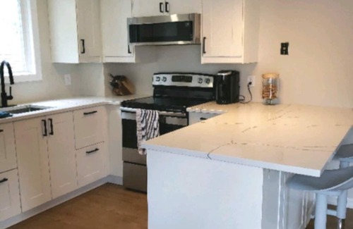 Collingwood Casa | Downtown Collingwood getaway!
