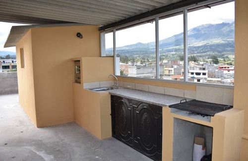 Cotacachi Condominio | Condominio en el centro con terraza en la azotea - Casa Marano - 'The Intag' (# 1)