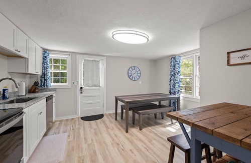 Dahlonega Casa | Downtown Dahlonega Destination-Dog-Friendly/2-Bed/1-Bath!
