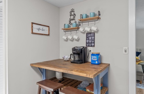 Dahlonega Casa | Downtown Dahlonega Destination-Dog-Friendly/2-Bed/1-Bath!