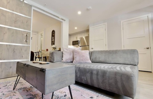 Logan Circle Apartamento | Downtown DC Awaits with Parking Permit