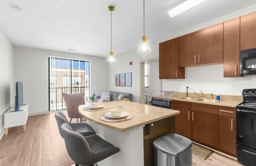 Five Points South Apartamento | Downtown Delight 2BR 2BA Fully Equipped Amenities
