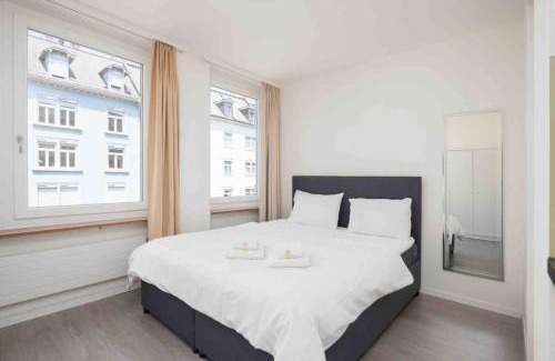 Sihlfeld Apartamento | Downtown Deluxe Studio with Queen Bed BE-35