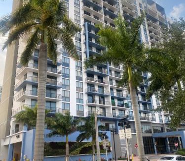 Doral Apartamento | DOWNTOWN DORAL, FLORIDA. NEW CONDO STYLE RESORT.
