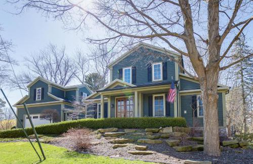 Douglas Casa | Downtown Douglas Home with Kayaks Near Oval Beach