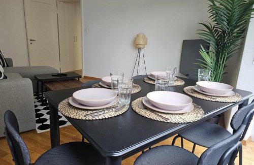 Oerlikon Casa | Downtown Dream 3 5BR with Balcony and Style BA21