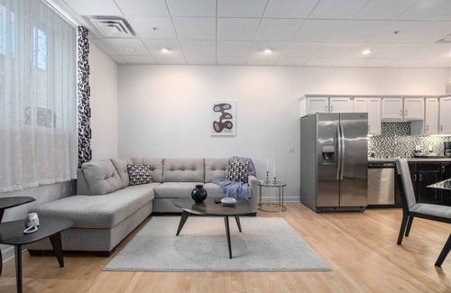 Saint Joseph Condominio | Downtown Duo | Wineries | Rooftop Deck | 2 Condos