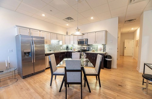 Saint Joseph Condominio | Downtown Duo | Wineries | Rooftop Deck | 2 Condos