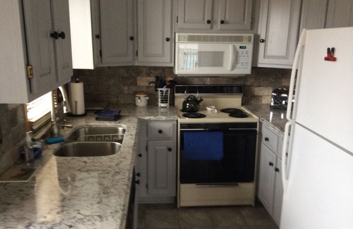 Frankfort Condominio | Downtown Frankfort Condo con vistas Betsie Bay