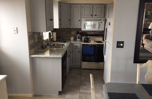 Frankfort Condominio | Downtown Frankfort Condo con vistas Betsie Bay