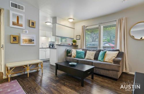 Clarksville Apartamento | Downtown Free Parking Fully Equipped Kitchen