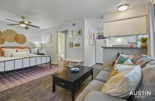 Clarksville Apartamento | Downtown Free Parking Fully Equipped Kitchen