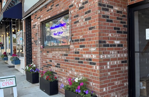 Lee Apartamento | Downtown Gateway to the Berkshires. Walk to Everything.