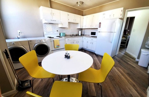 Columbus Apartamento | Downtown Getaway ~ Historic & Peaceful, FREE Bikes