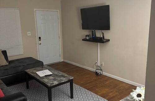 Terry Sanford Casa | DownTown Getaway
