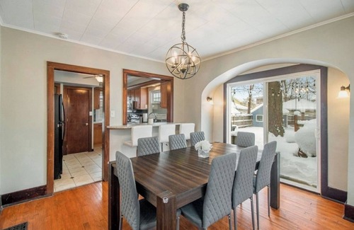 Grand Rapids Casa | Downtown GR Gem-Gameroom- Huge Backyard- Sleeps 16