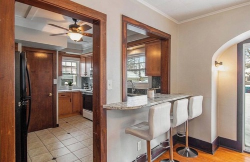 Grand Rapids Casa | Downtown GR Gem-Gameroom- Huge Backyard- Sleeps 16