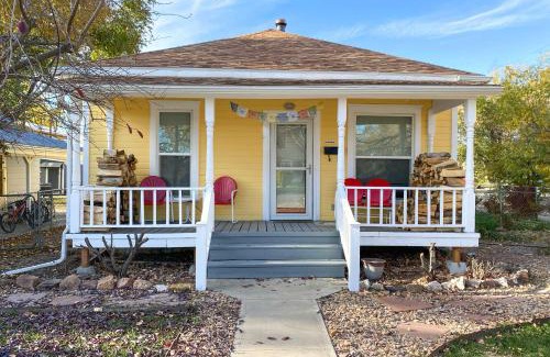 Montrose Casa | Downtown Home - 12 Mi to Black Canyon Natl Park!