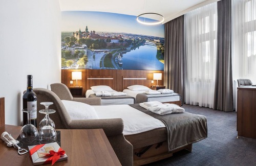 Wesoła Zachod Hotel | Downtown Kraków