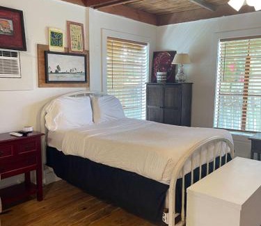 Freetown - Port Rico Apartamento | Downtown Lafayette Gem-Stylish 1BR Apartment