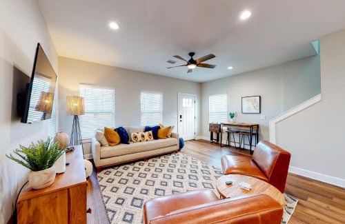 South Pensacola Casa | Downtown Livin'