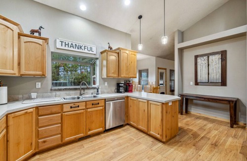 Donnelly Casa | Downtown Location w/ Hot Tub and Fenced Yard