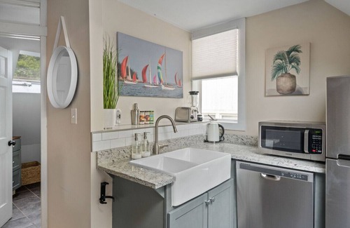 Parkside Apartamento | Downtown Loft with Water Views