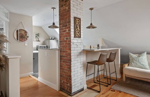 Parkside Apartamento | Downtown Loft with Water Views