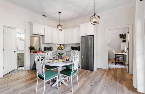 Old Northwood Historic District Casa | Downtown Luxury Guest House