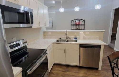New Pathways Casa | Downtown Memphis The C'Chateau at Beale #2