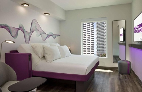 Downtown Miami Hotel | Downtown Miami Tech-Led Condo w/ Pool, Fitness Center & Sunset Views - 4 Units