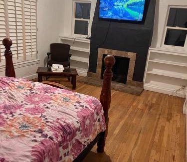 F. Q. Story Casa | Downtown Neighborhood Room 1