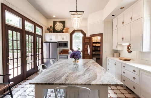 Newnan Casa | Downtown Newnan, Family Friendly Luxury Estate
