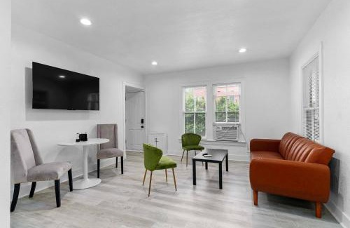 Lake Eola Heights Casa | Downtown Orlando 1br Peaceful Convenient