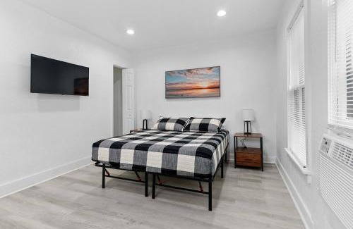 Lake Eola Heights Casa | Downtown Orlando 1br Peaceful Convenient
