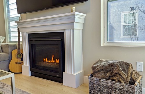 Pleasanton Cabaña | Downtown Pleasanton Cottage