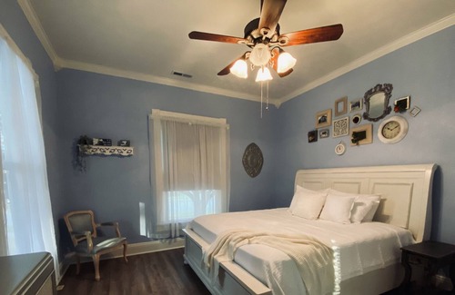 Somerset Casa | Downtown premier property that offers water park day passes & more.