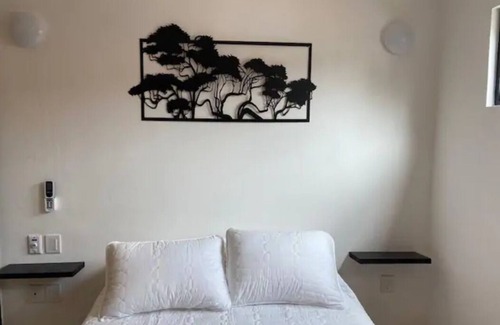 Centro de Puerto Vallarta Apartamento | Downtown PV Minimalist Loft | High-speed Wifi & AC