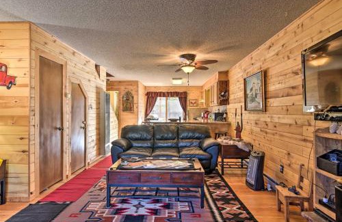 Red River Casa | Downtown Red River Retreat with Mtn Views and Yard